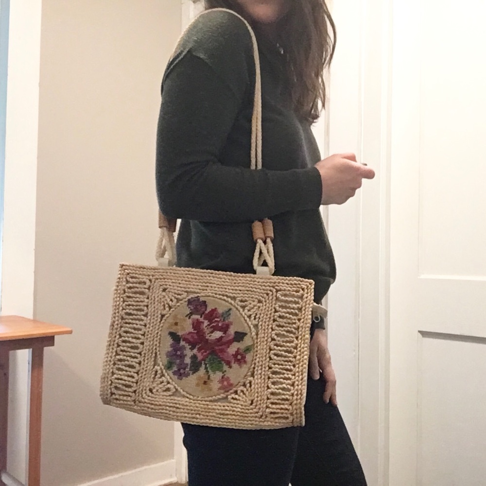 VINTAGE Cross-stitch Straw Bag